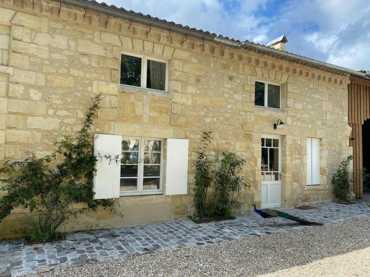 Gite Avec Piscine, Chateau De Lescours, St-Emilion Saint-Sulpice-de-Faleyrens Exterior photo